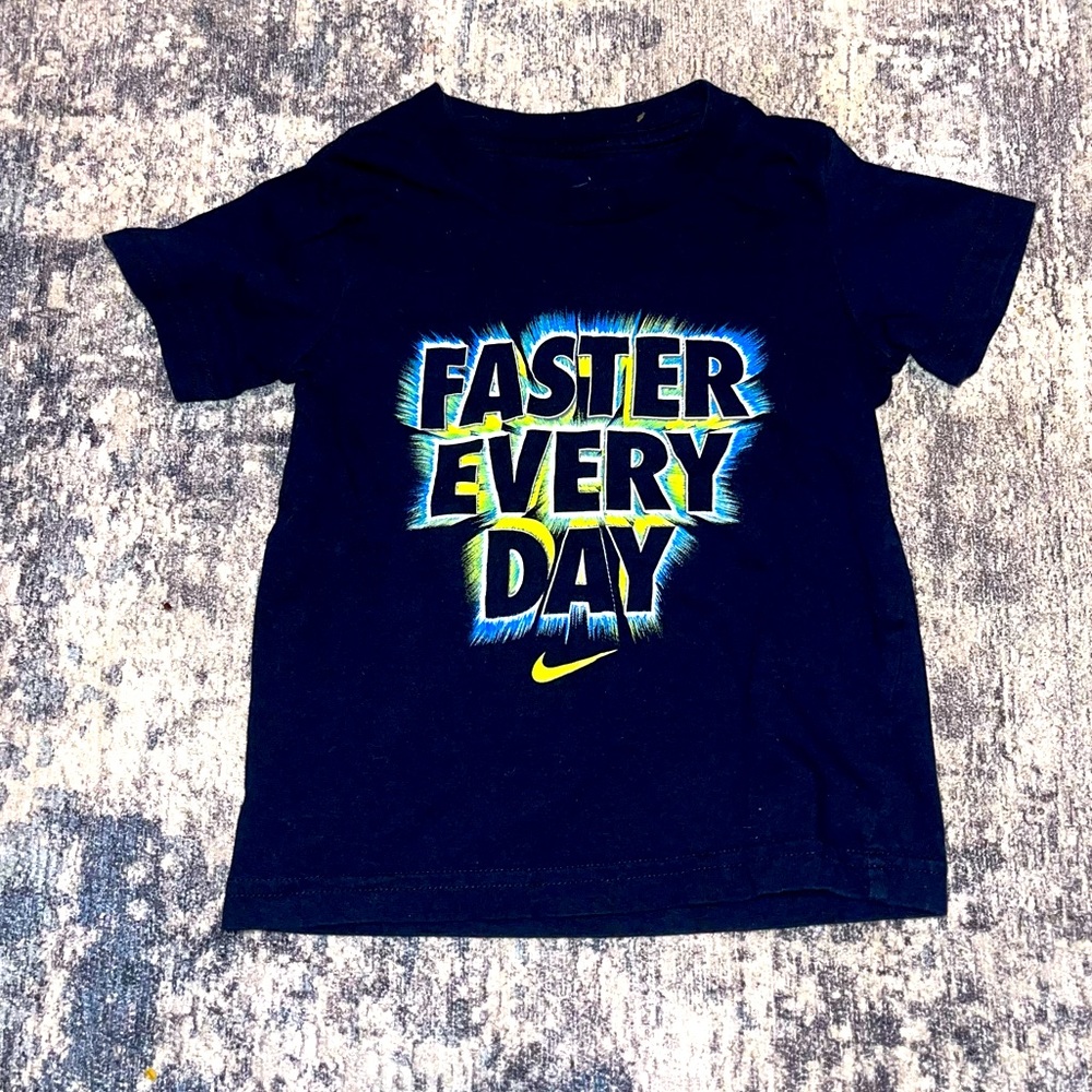 Nike t shirt